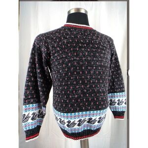 G.F.C Vintage Acrylic Duck Sweater, Nordic Crewneck, (Size: Small?), Fuzzy